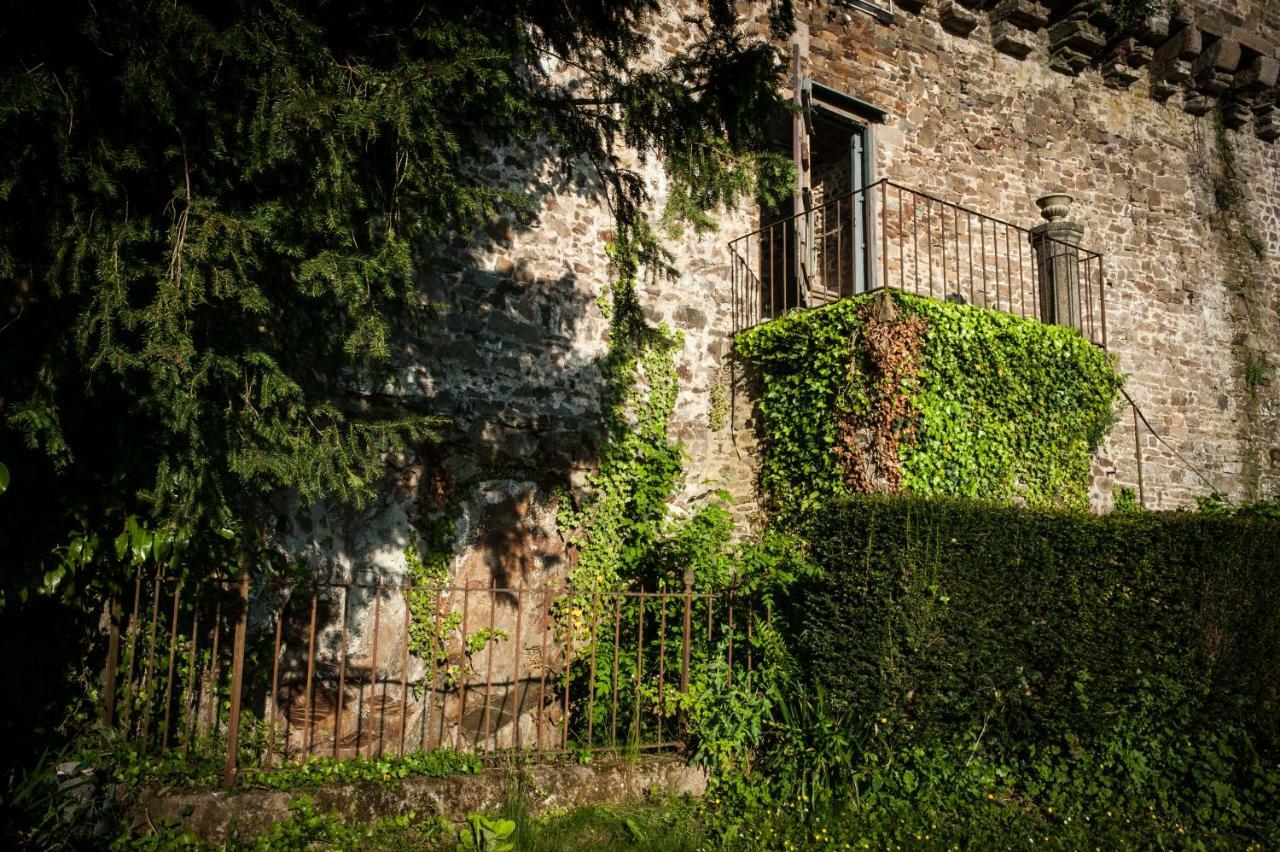 Hotel Particulier Le Mercier De Montigny -Une Nuit Sur Les Remparts- Fougères Buitenkant foto