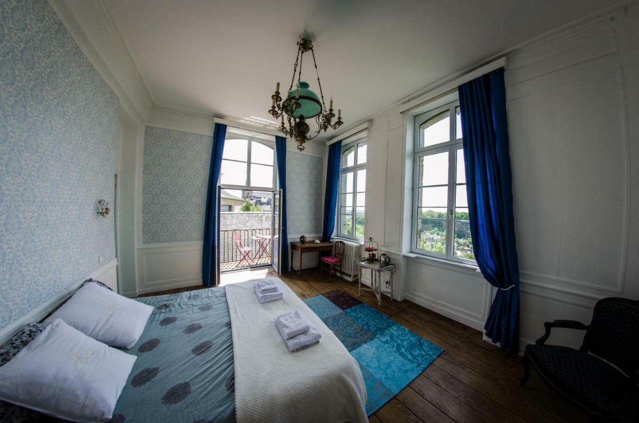 Hotel Particulier Le Mercier De Montigny -Une Nuit Sur Les Remparts- Fougères Buitenkant foto